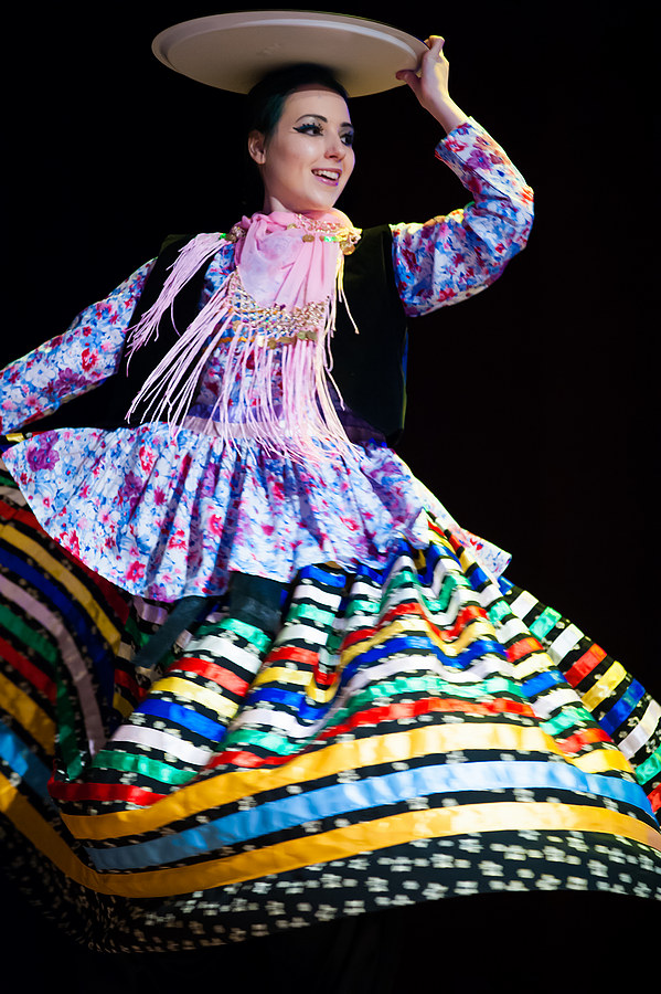 Apsara - Ghasem Abadi (folklorystyczny taniec z Gilanu, płn. Iran) ("Teatr Tańca" Wielkiej Orkiesty Świątecznej Pomocy w ArtBemie)